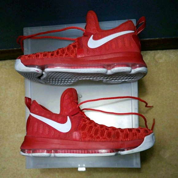kd 9 varsity red